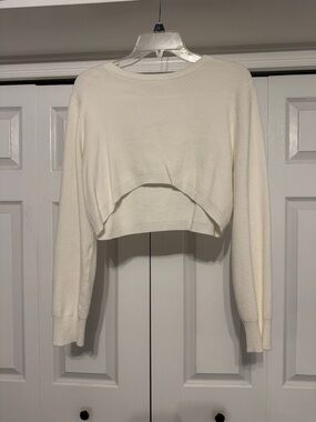 Cropped white sweater